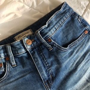 Madewell | High Rise Medium Wash Denim Shorts 26